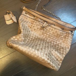 Never used guess bag